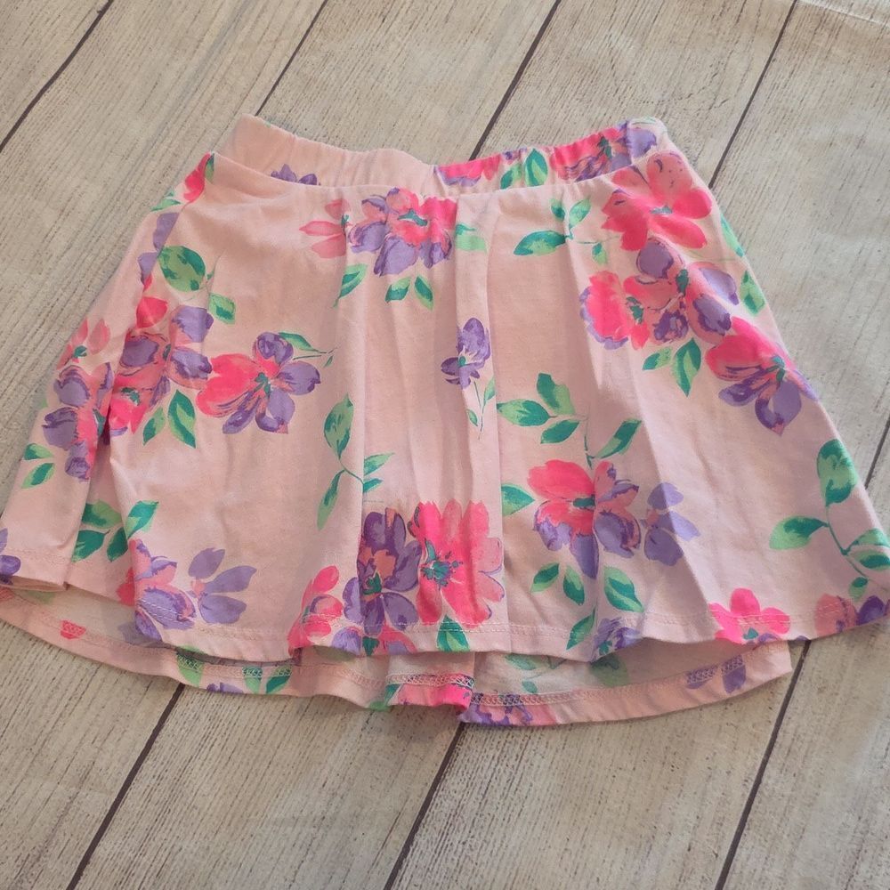 The Children's PlaceāPink Flower Skort